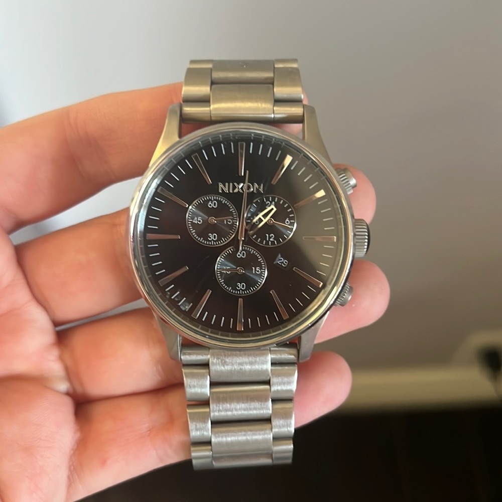 Nixon watch